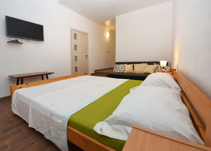 Olivetta Apartments