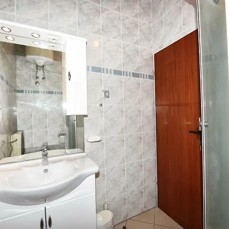Apartment Nena Funtana