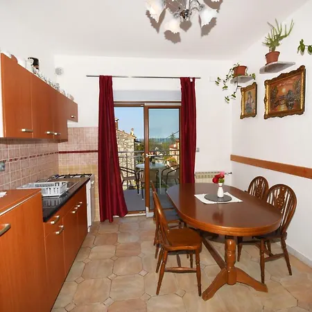 Nena Apartment *