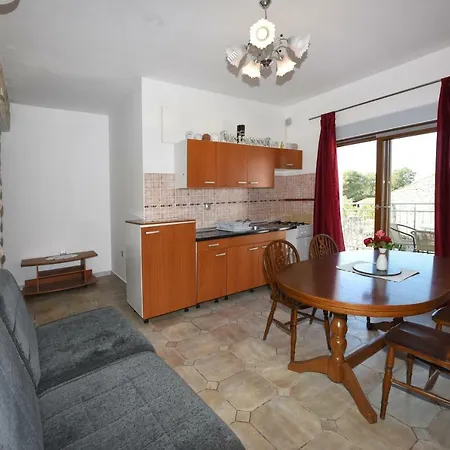 Nena Apartment *