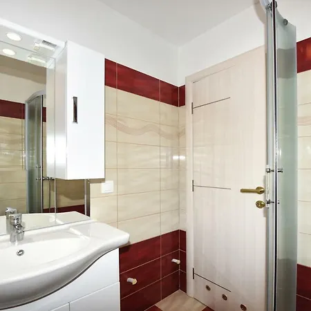 Nena Apartment *