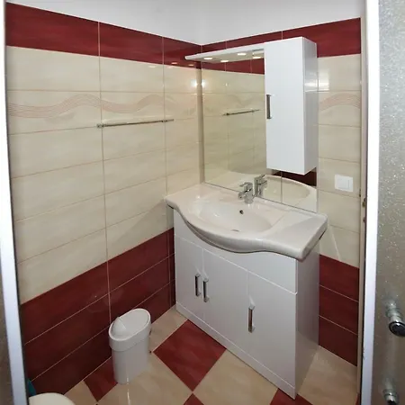 Apartment Nena Funtana